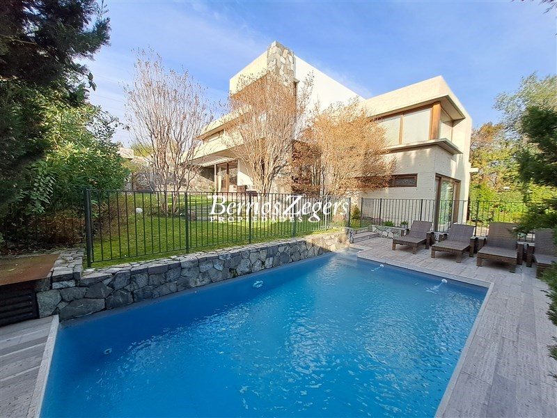 Casa en venta en Las Condes — foto 1