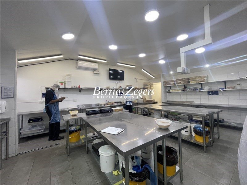Local comercial en arriendo en Lo Barnechea — foto 9