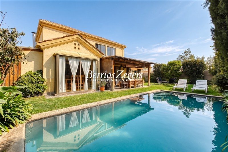 Casa en venta en Las Condes — foto 1