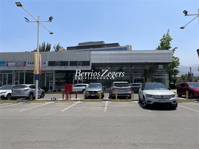 Local comercial en arriendo en Lo Barnechea — foto 2