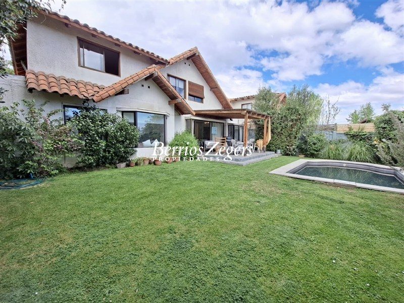 Casa en venta en Las Condes — foto 1
