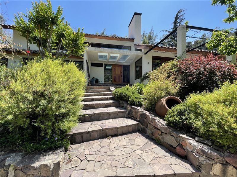 Casa en venta en Lo Barnechea — foto 1