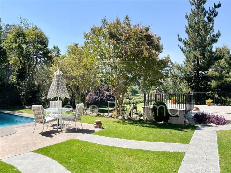 Casa en venta en Lo Barnechea — foto 2