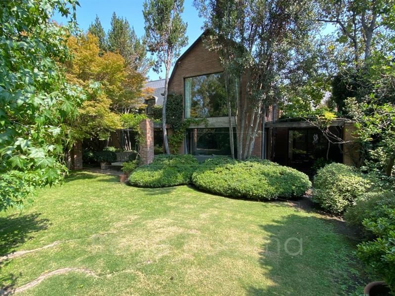 Casa en venta en Lo Barnechea — foto 1