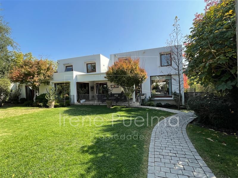 Casa en venta en Lo Barnechea — foto 2