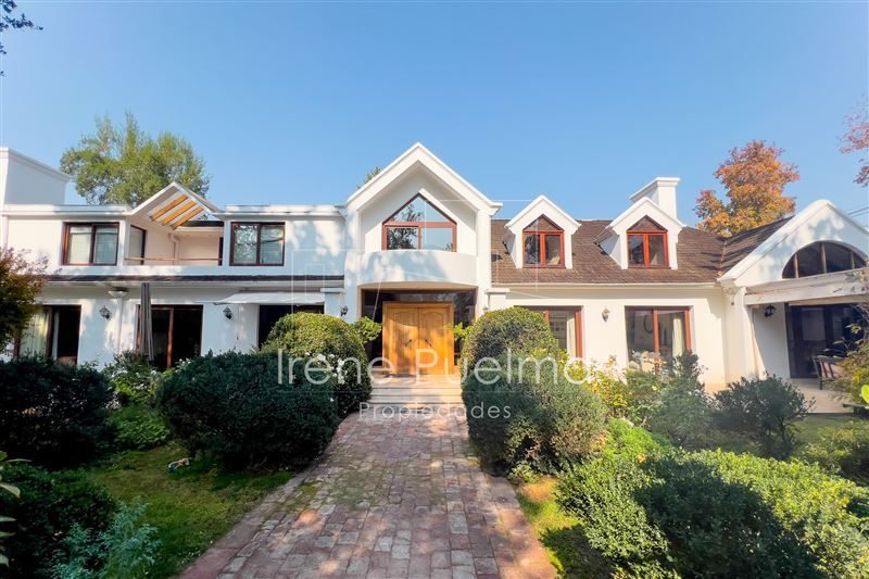 Casa en venta en Vitacura — foto 1
