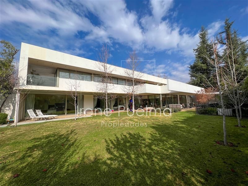 Casa en venta en Lo Barnechea — foto 1
