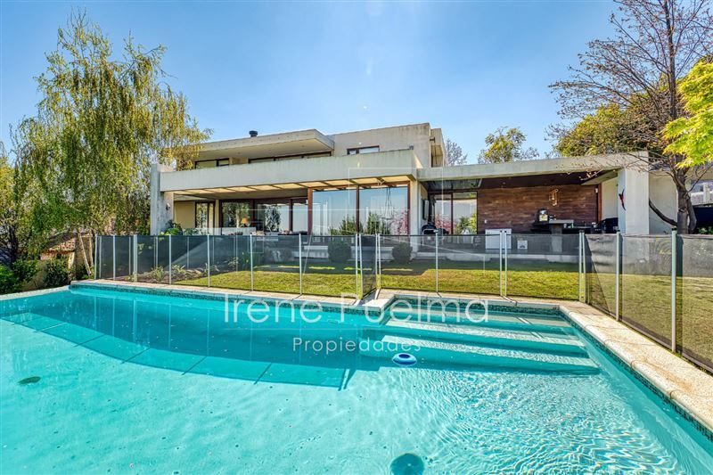 Casa en venta en Lo Barnechea — foto 1