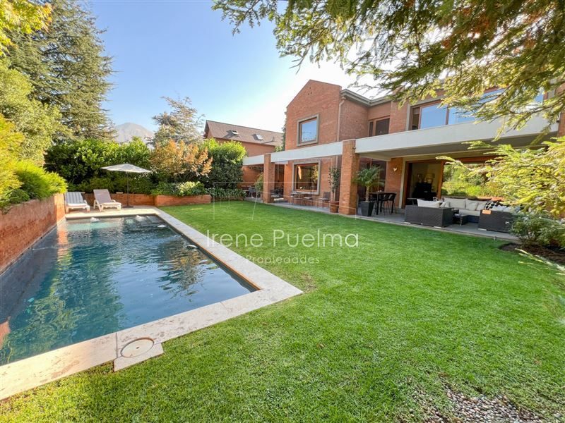 Casa en venta en Lo Barnechea — foto 1