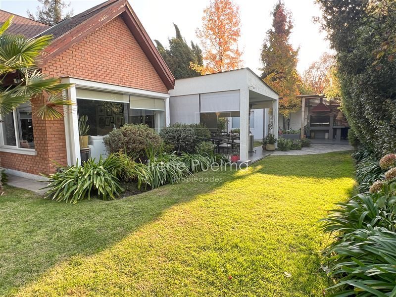 Casa en venta en Lo Barnechea — foto 1