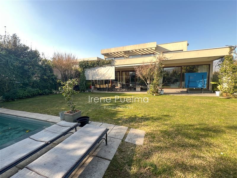 Casa en venta en Lo Barnechea — foto 1