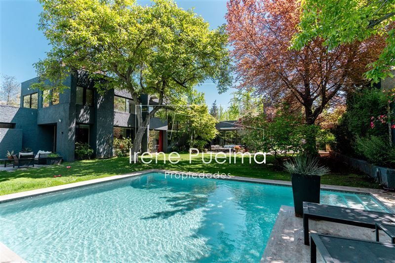 Casa en venta en Lo Barnechea — foto 1