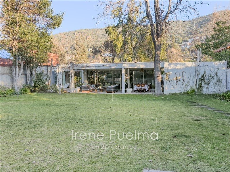 Casa en venta en Lo Barnechea — foto 1
