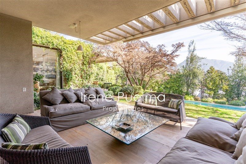 Casa en venta en Lo Barnechea — foto 2