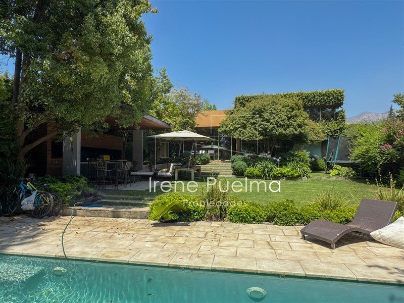 Casa en venta en Lo Barnechea — foto 1