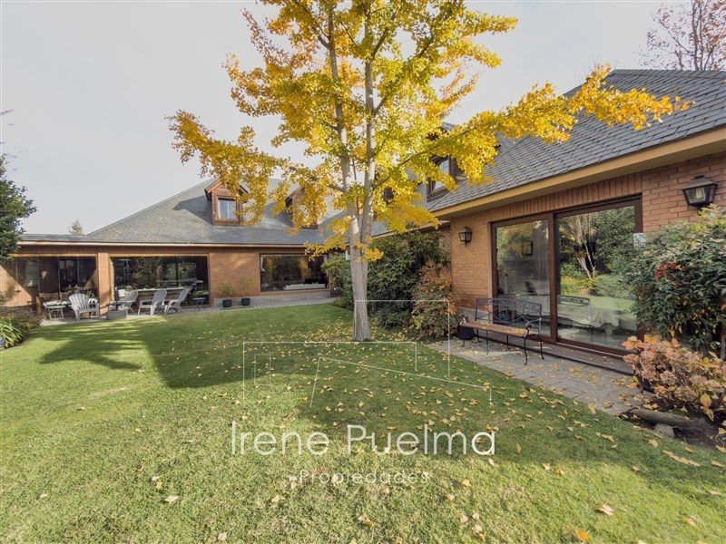 Casa en venta en Lo Barnechea — foto 1