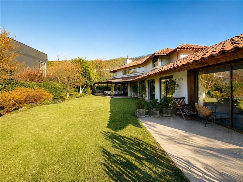 Casa en venta en Lo Barnechea — foto 1