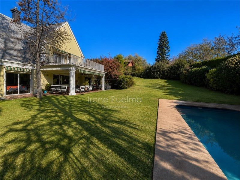 Casa en venta en Lo Barnechea — foto 1