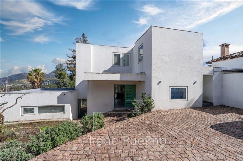 Casa en venta en Lo Barnechea — foto 1