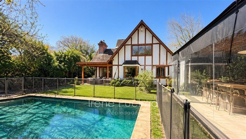 Casa en venta en Lo Barnechea — foto 1