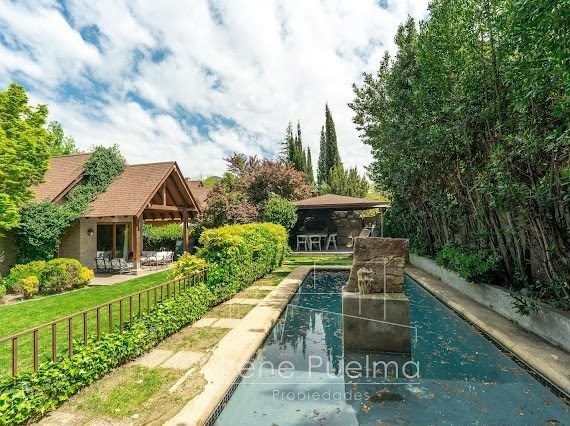 Casa en venta en Lo Barnechea — foto 1