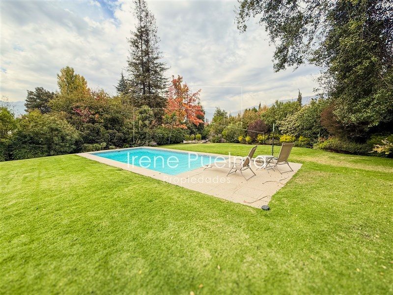 Casa en venta en Lo Barnechea — foto 2
