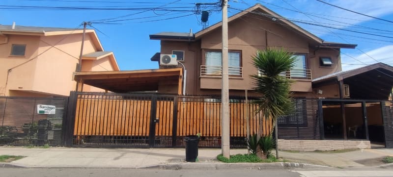 Casa en arriendo en Maipú — foto 1