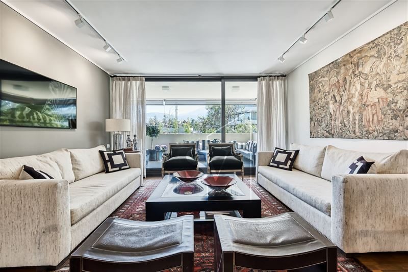 Departamento en venta en Lo Barnechea — foto 2