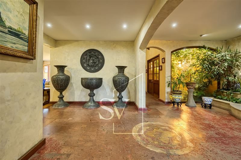 Local comercial en arriendo en Lo Barnechea — foto 2