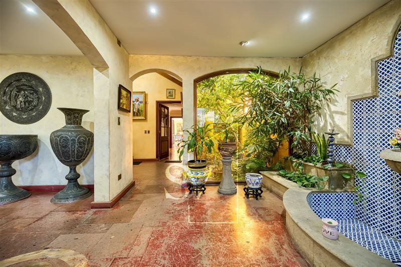 Local comercial en arriendo en Lo Barnechea — foto 8