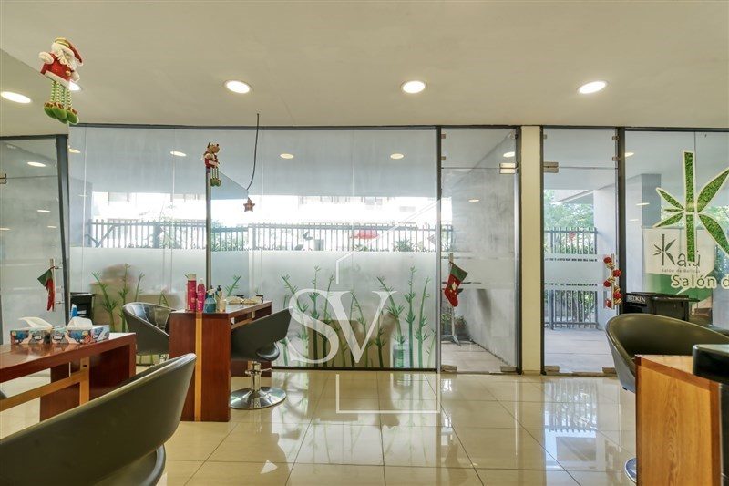 Local comercial en arriendo en Providencia — foto 1