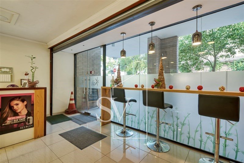 Local comercial en arriendo en Providencia — foto 2