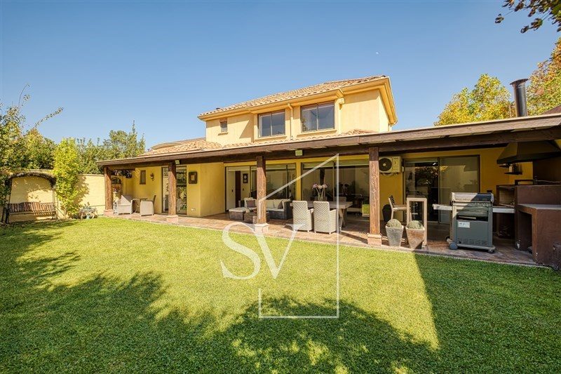 Casa en venta en Lo Barnechea — foto 3