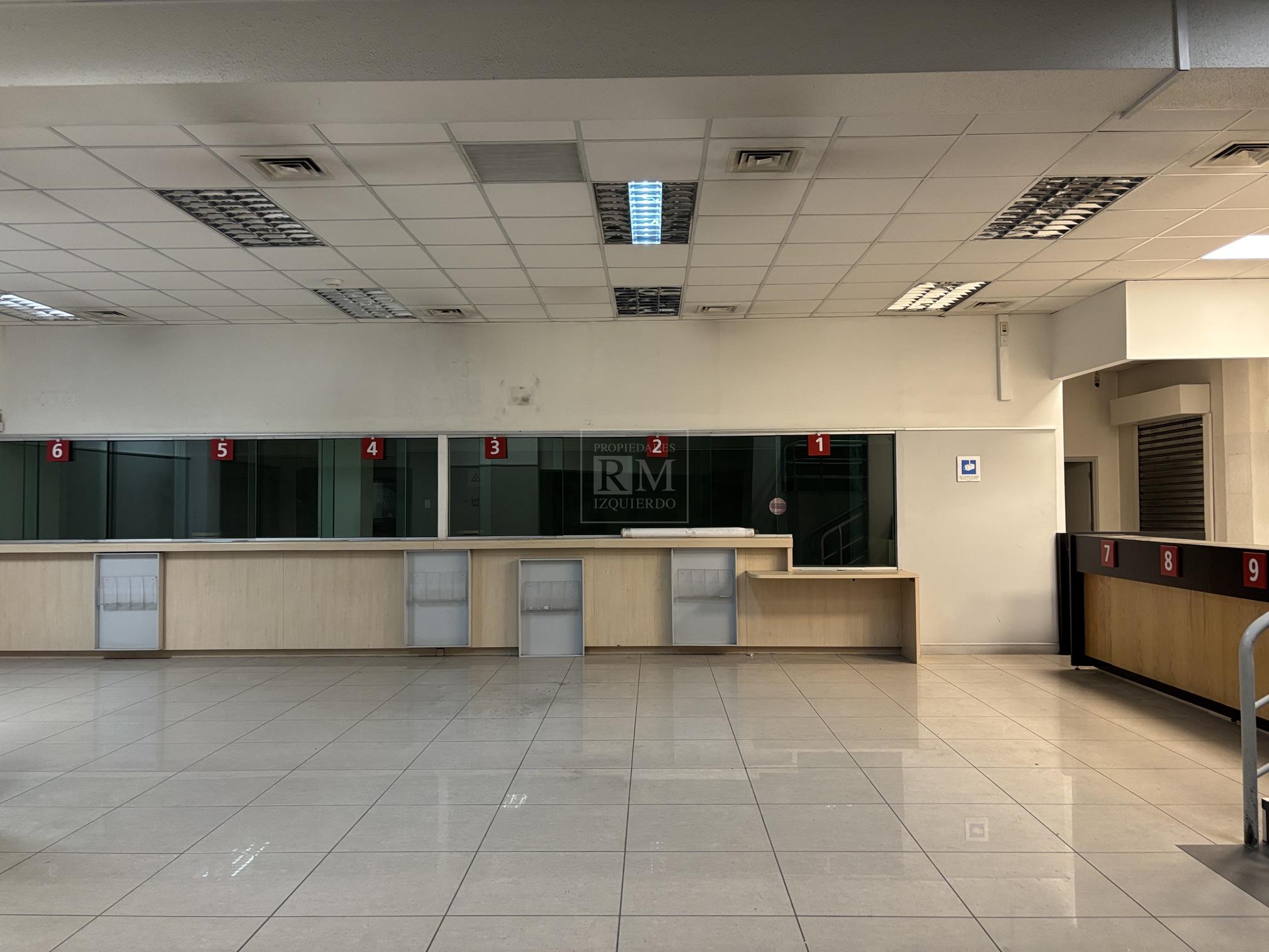 Local comercial en arriendo en Valdivia — foto 2