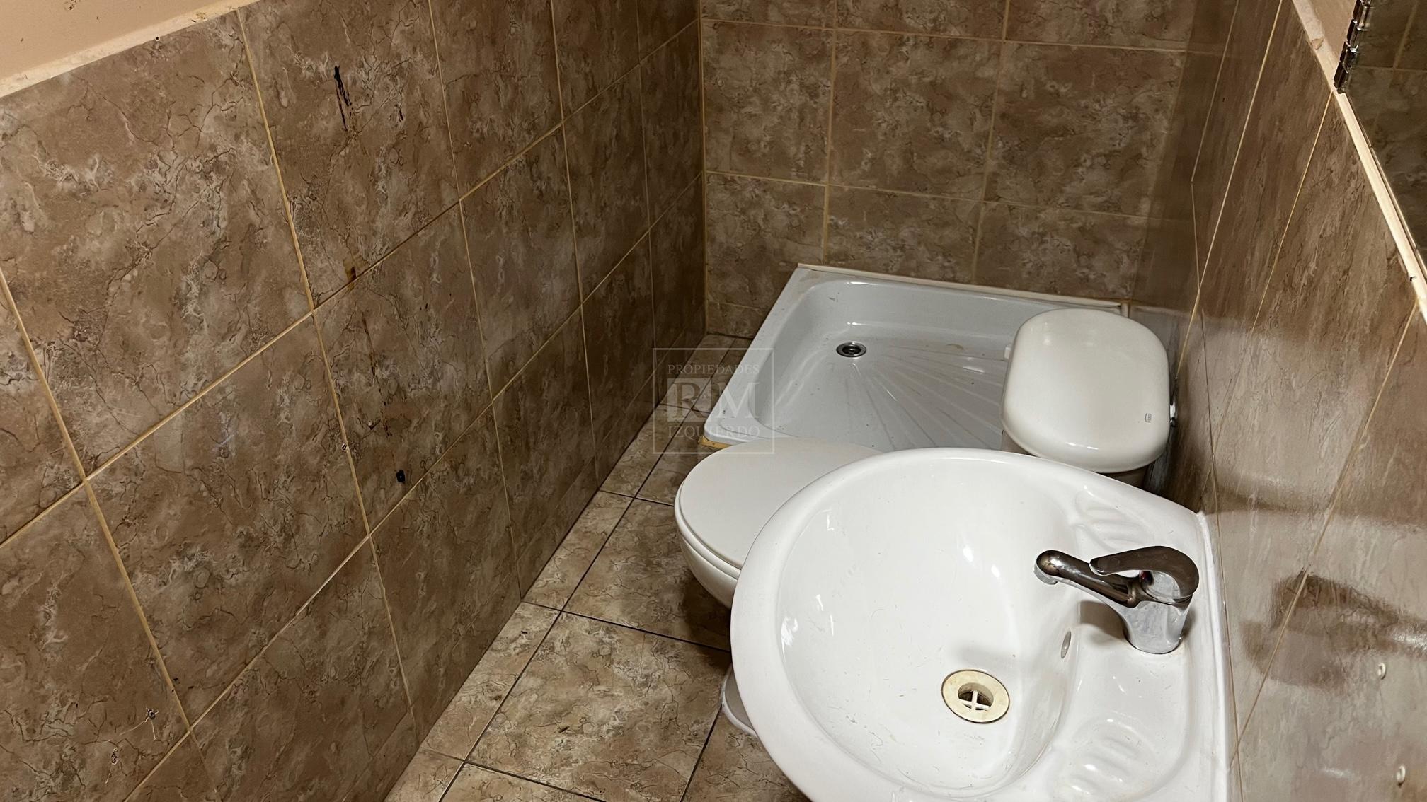 Local comercial en arriendo en Valdivia — foto 4