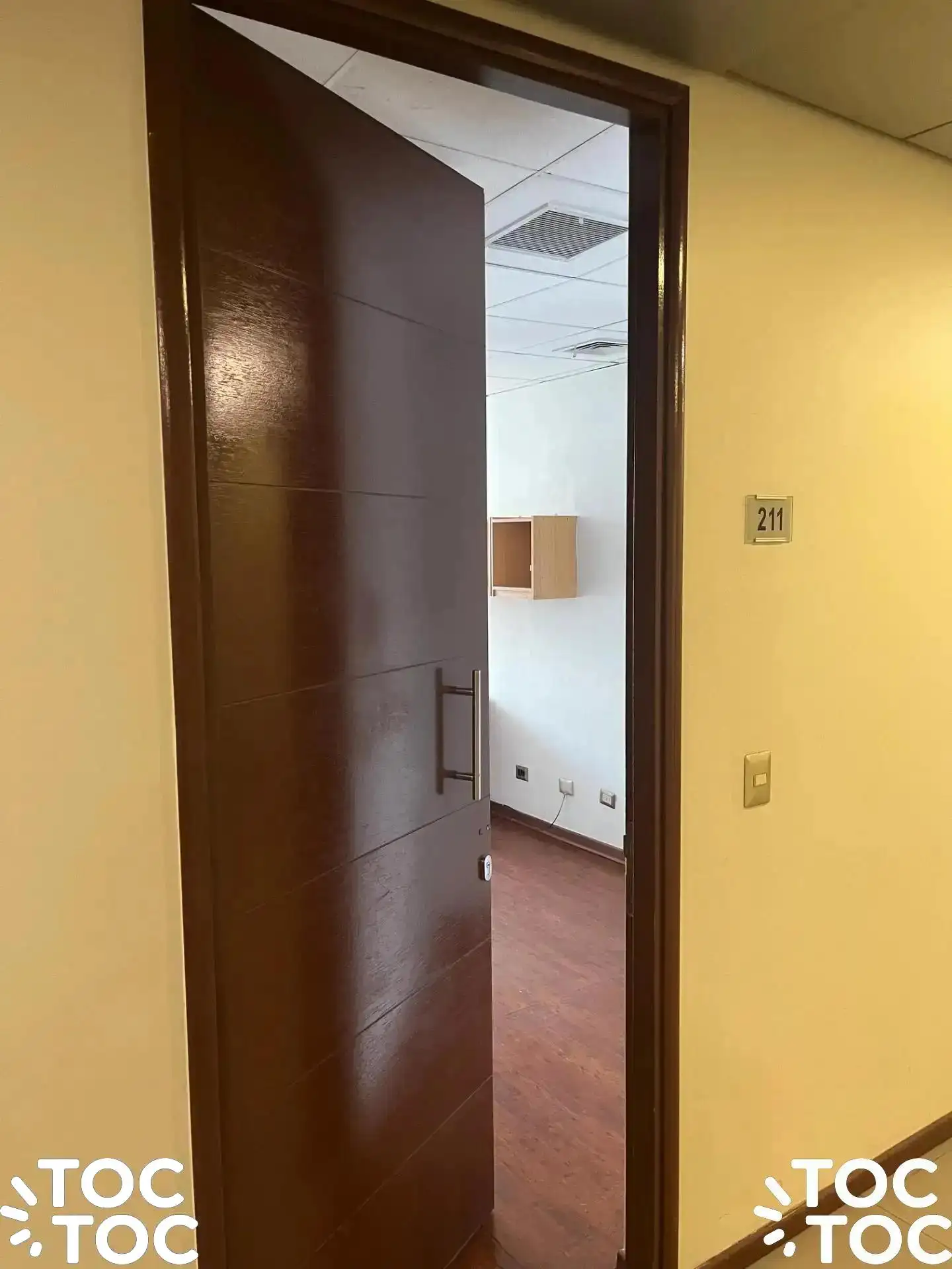 Oficina en arriendo en Lo Barnechea — foto 1