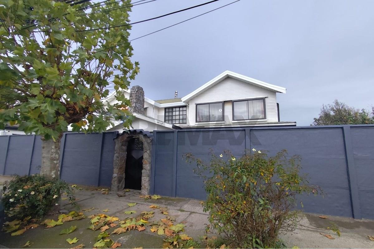 Casa en arriendo en Coronel — foto 1