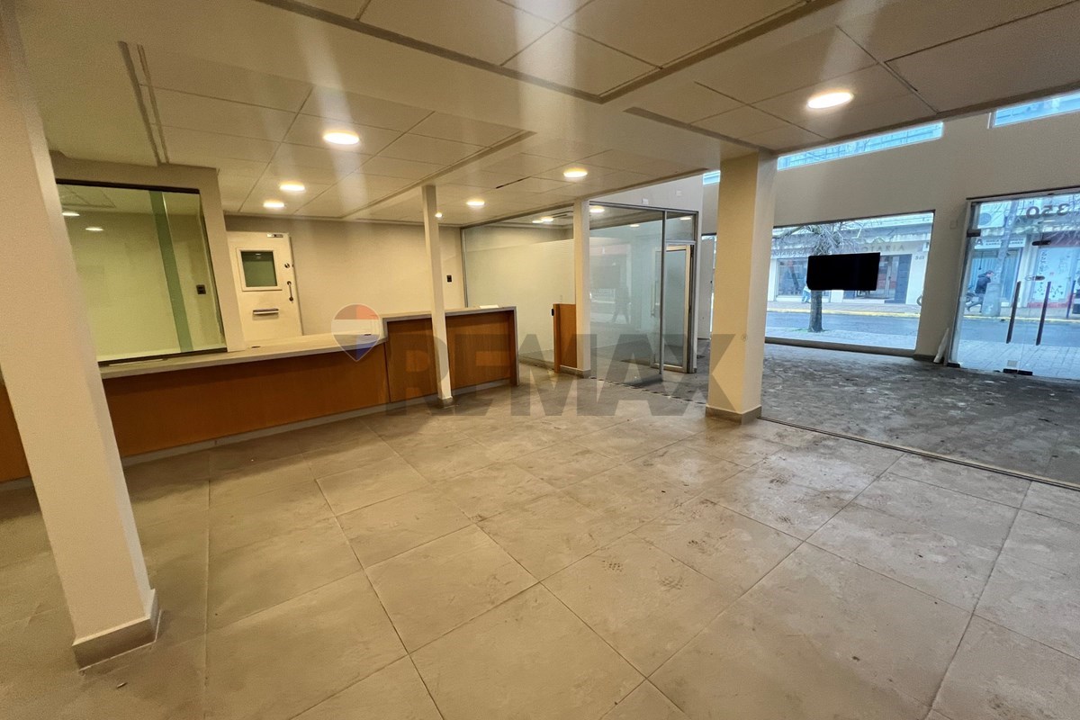 Local comercial en arriendo en Los Ángeles — foto 9