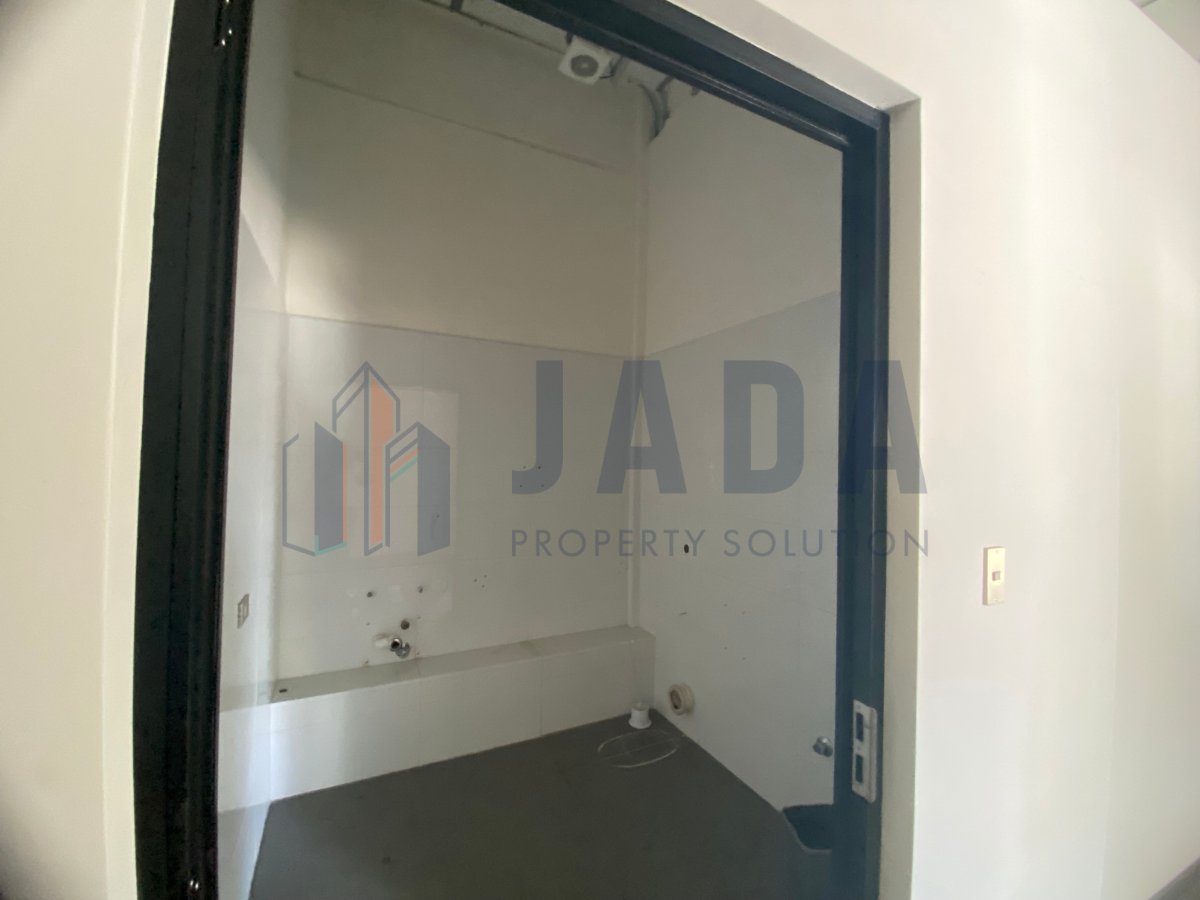 Local comercial en arriendo en Santiago — foto 10