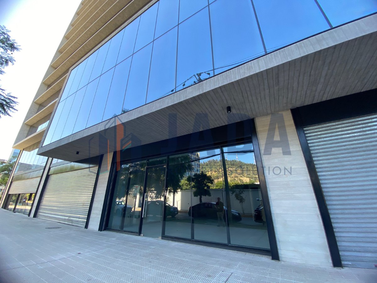 Local comercial en arriendo en Providencia — foto 2