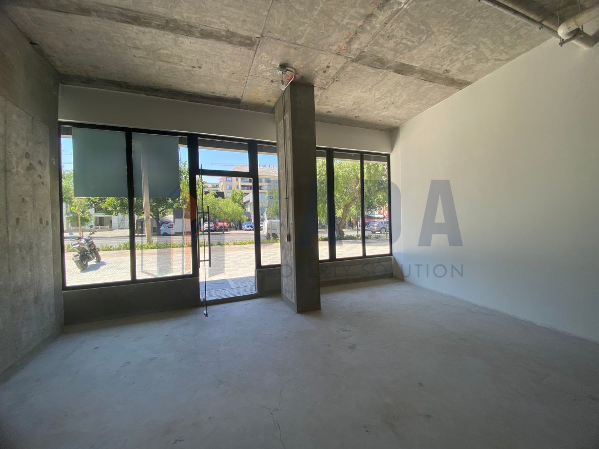 Local comercial en arriendo en Las Condes — foto 8