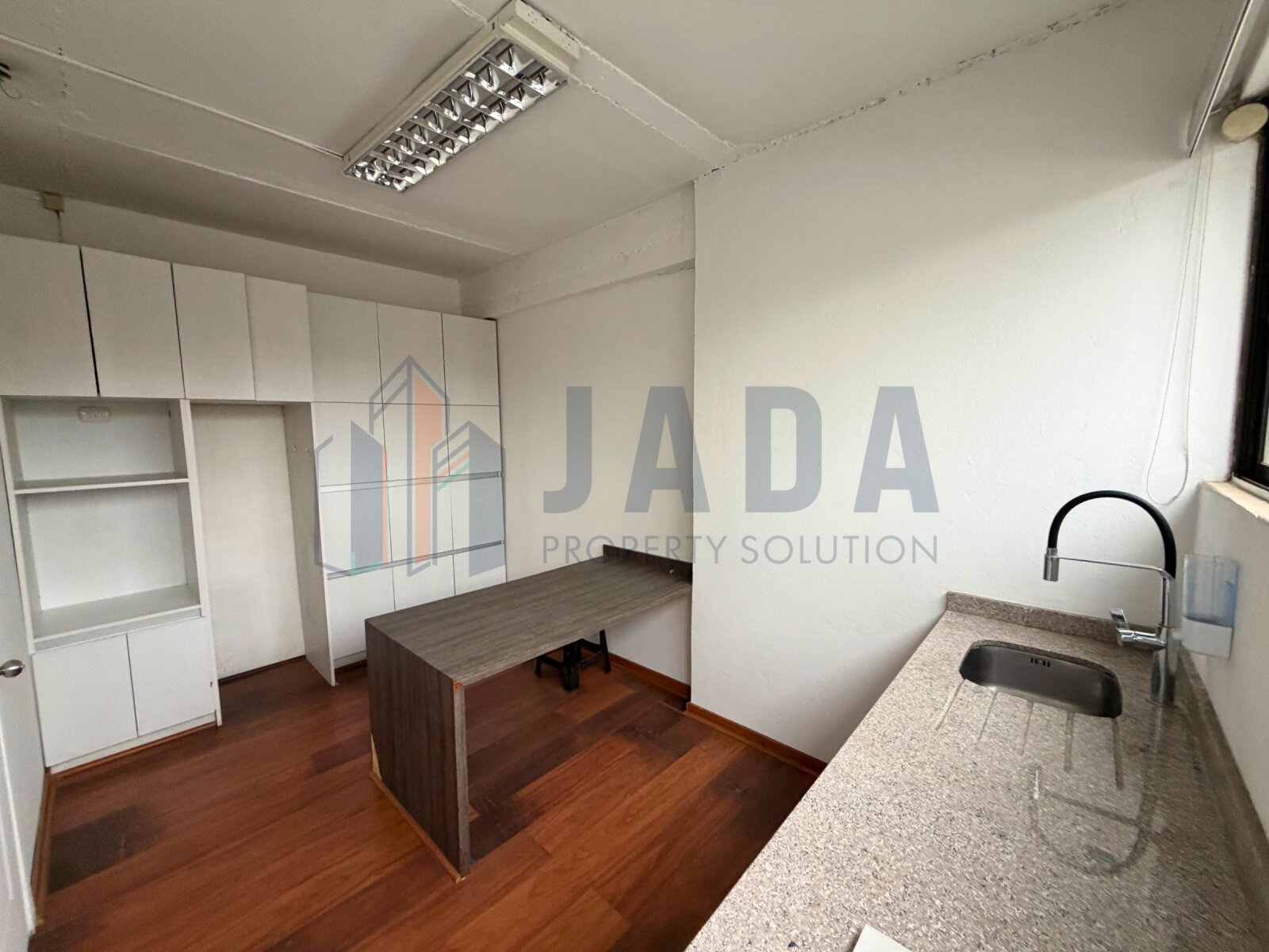 Local comercial en arriendo en Santiago — foto 8
