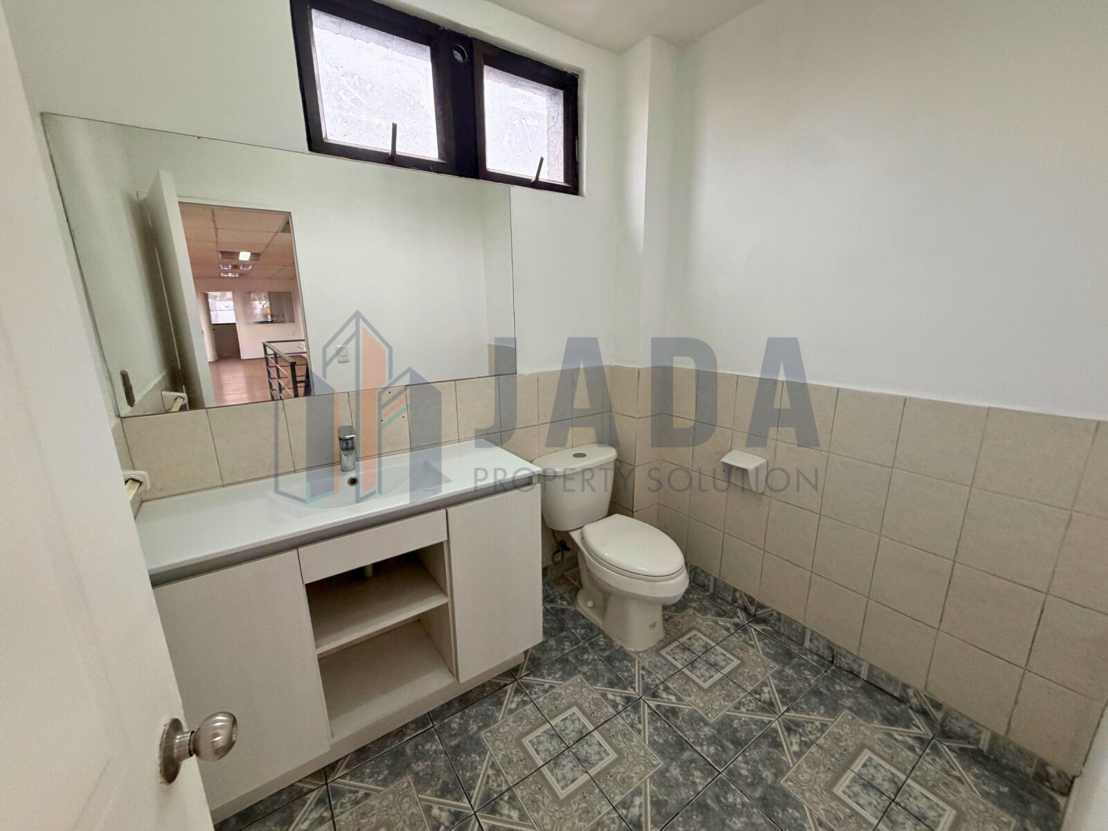Local comercial en arriendo en Santiago — foto 9