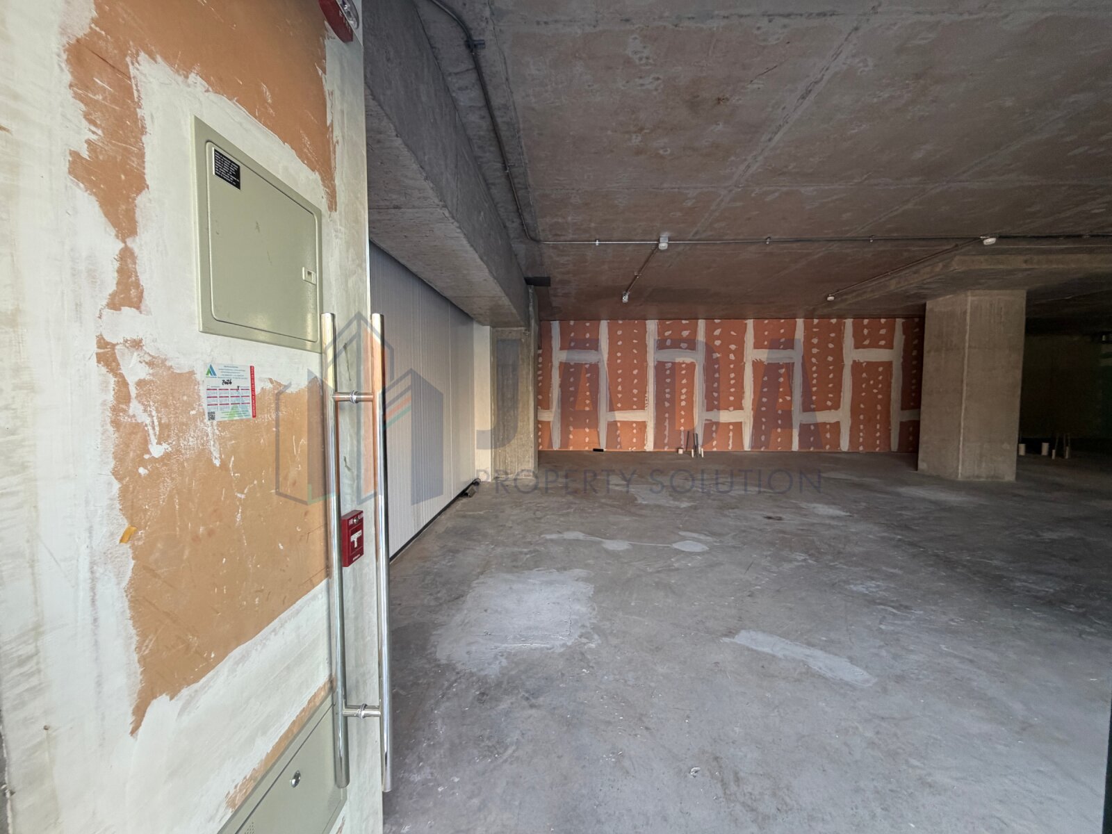 Local comercial en arriendo en Huechuraba — foto 2
