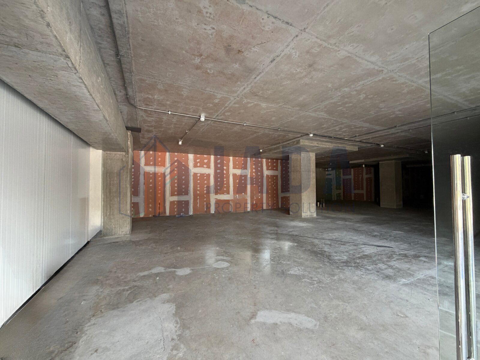 Local comercial en arriendo en Huechuraba — foto 3