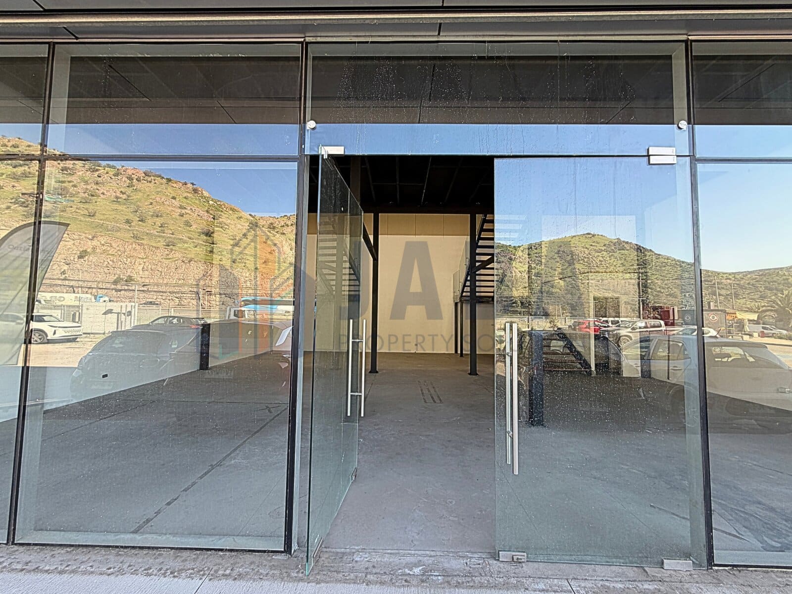 Local comercial en arriendo en Quilicura — foto 3