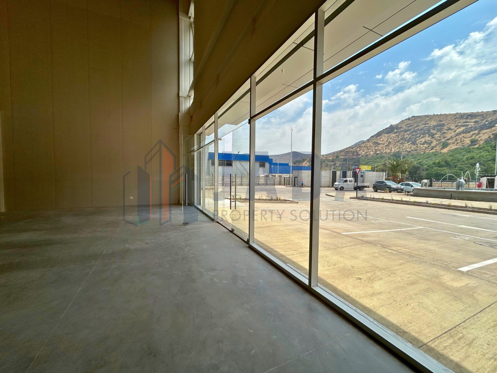 Local comercial en arriendo en Quilicura — foto 3