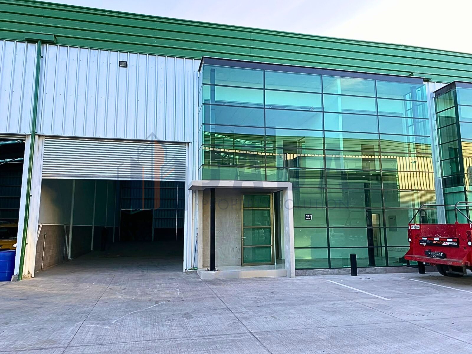 Bodega en arriendo en Colina — foto 1