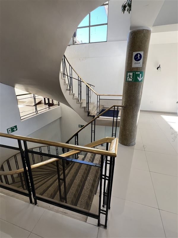 Oficina en arriendo en Los Ángeles — foto 4