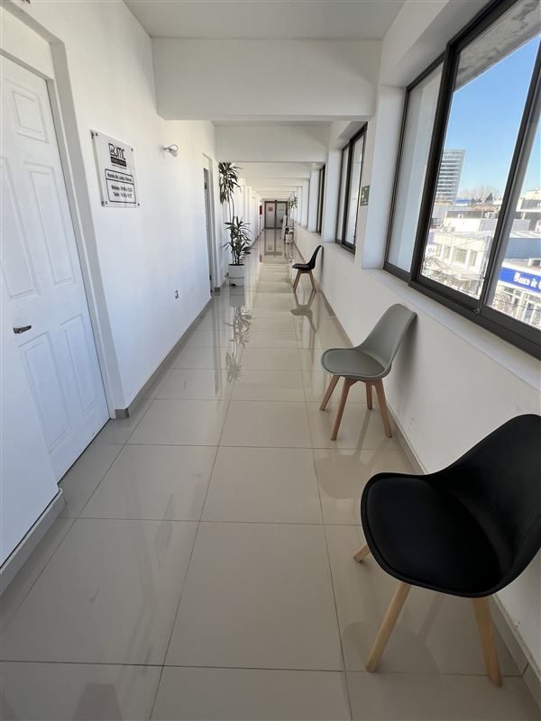 Oficina en arriendo en Los Ángeles — foto 6